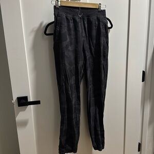 LULULEMON ADAPTED STATE JOGGER